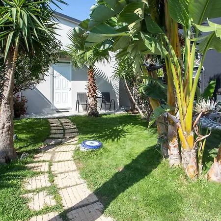 Gk Ii Part Of Gk Fitness Club Prázdninový dům Faliraki