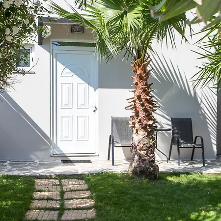 Gk Ii Part Of Gk Fitness Club Prázdninový dům Faliraki